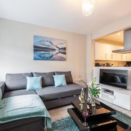 Dartford, Kent - Modern 2Bd 2Bath En-Suite Bungalow M25 Bluewater Екстериор снимка