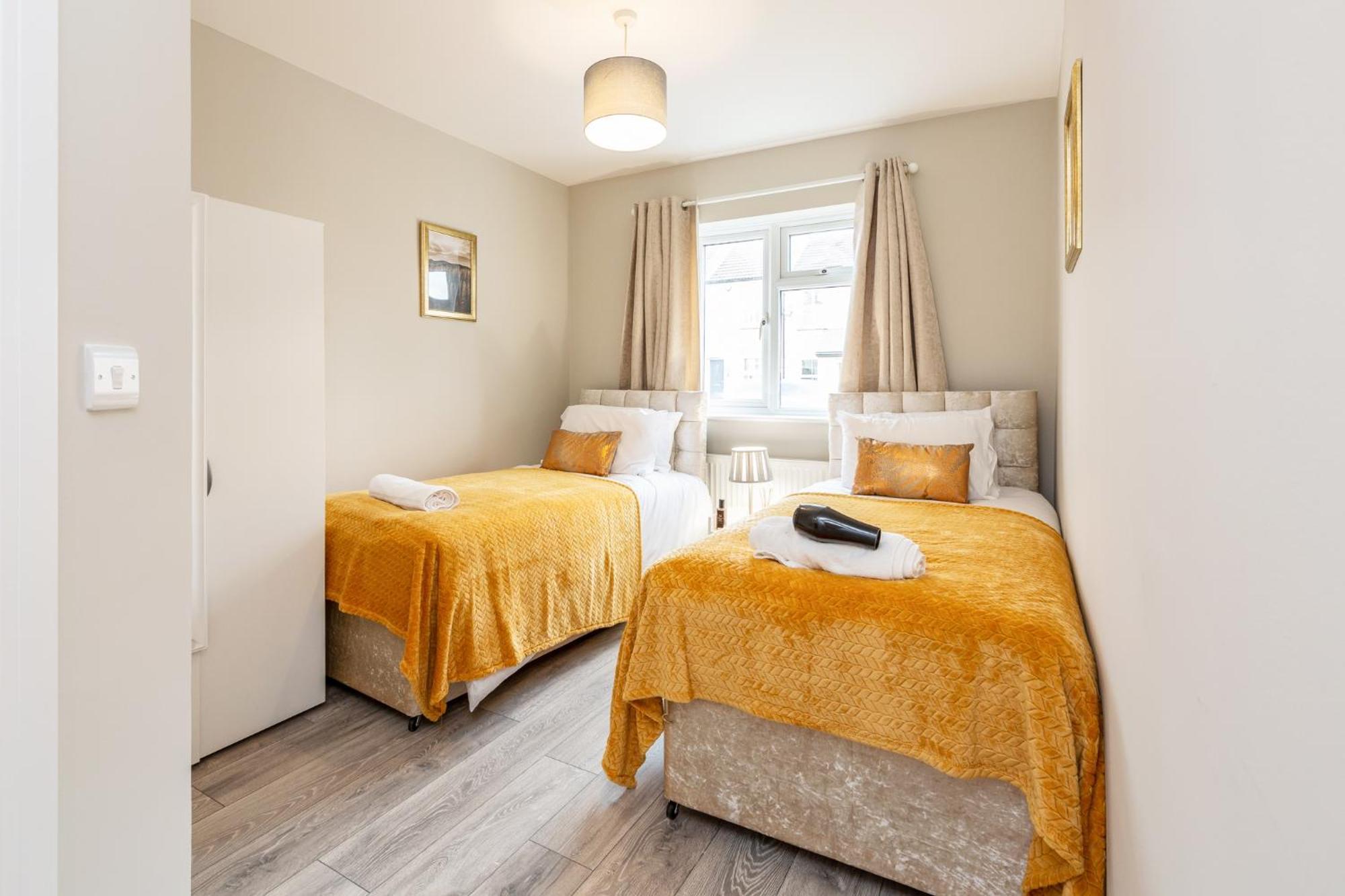Dartford, Kent - Modern 2Bd 2Bath En-Suite Bungalow M25 Bluewater Екстериор снимка