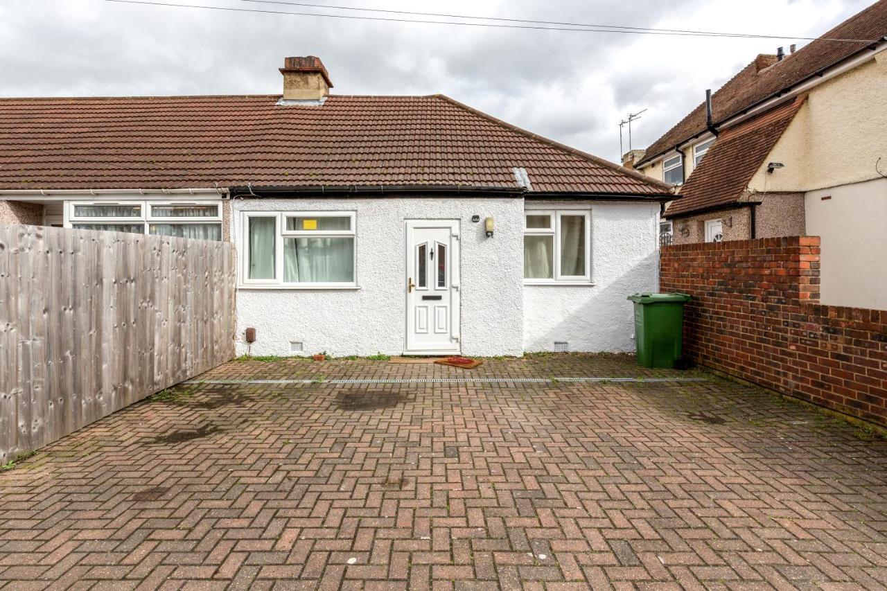 Dartford, Kent - Modern 2Bd 2Bath En-Suite Bungalow M25 Bluewater Екстериор снимка
